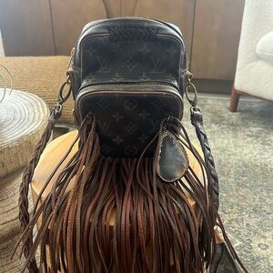 Beautiful vintage Boho Louis Vuitton crossbody bag